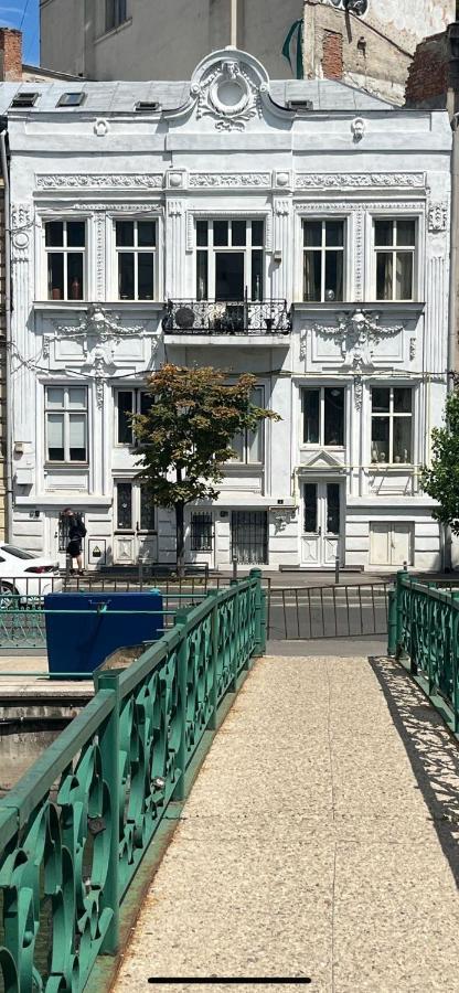 Apartamento Old Town Napoleon Crib Bucarest Exterior foto